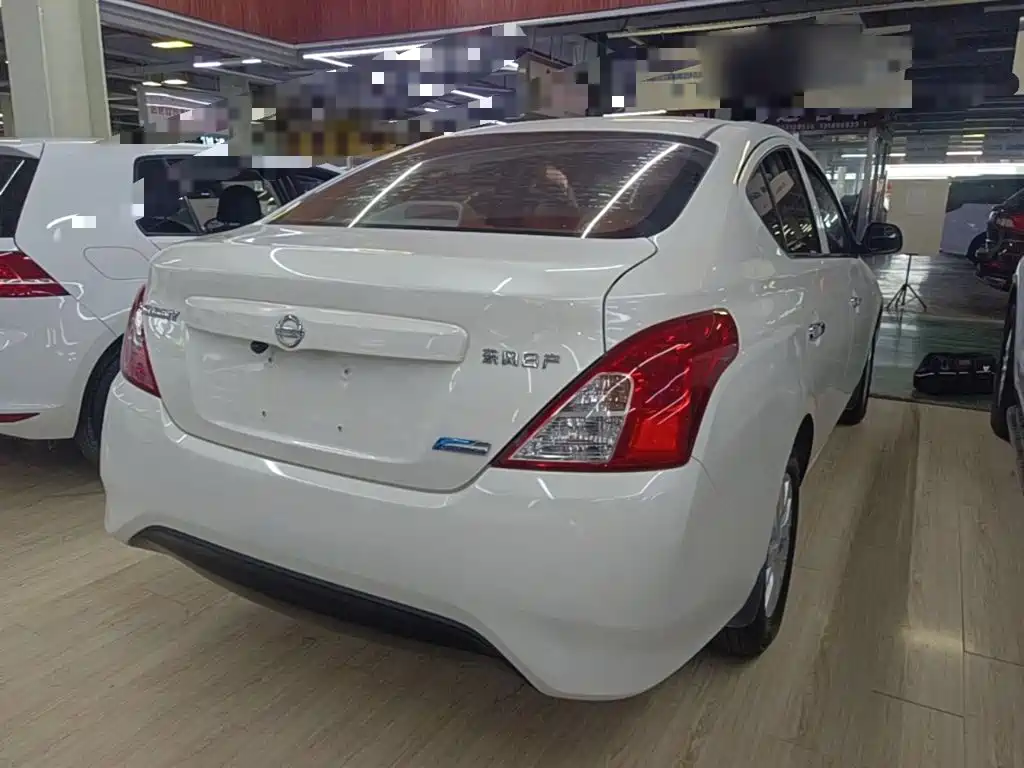 Nissan Sunny 2017