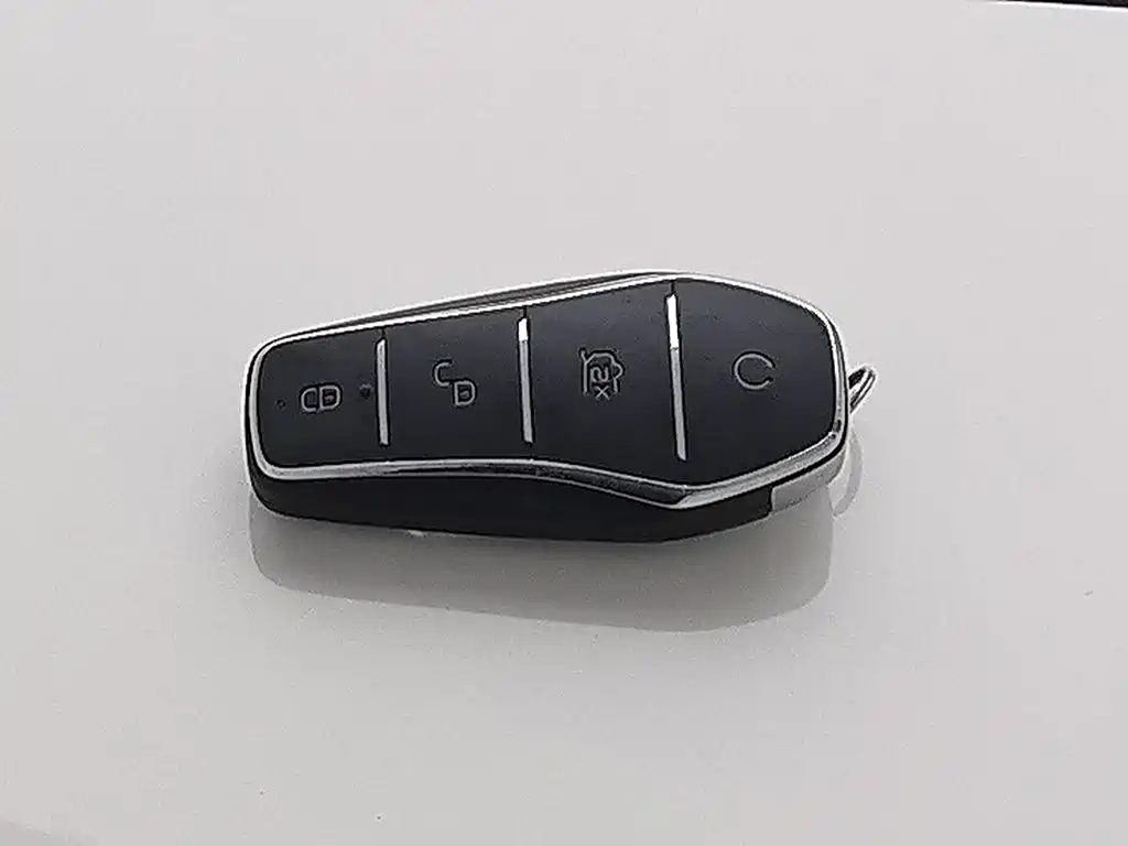 BYD Dolphin 2023 — фото 19