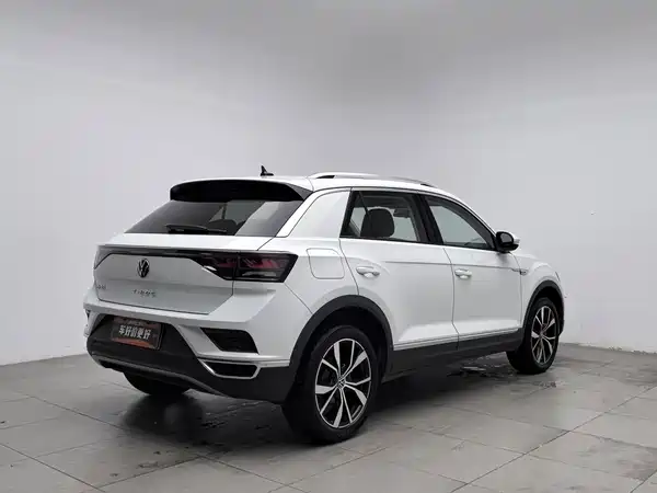 Volkswagen T-Roc 2025