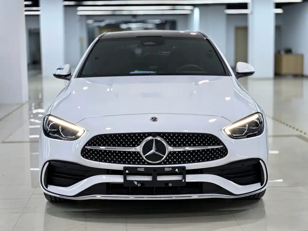 Mercedes-Benz C-Class 2022