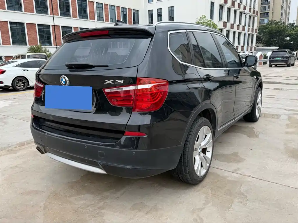 BMW X3 2013 — фото 11