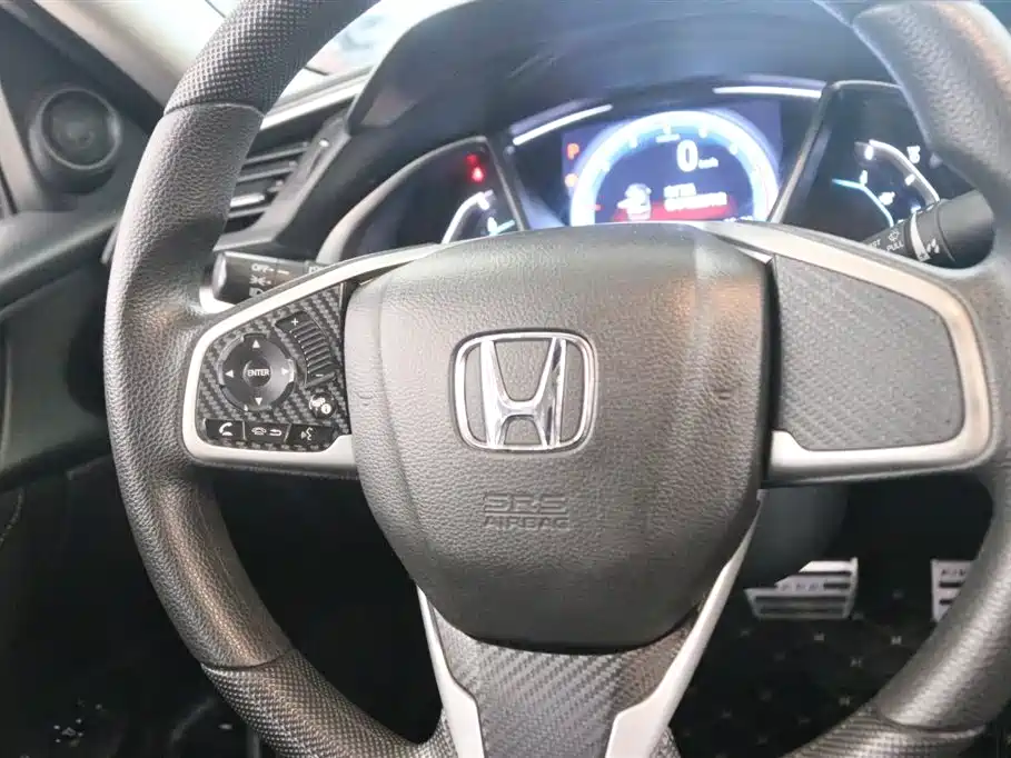 Honda Civic 2017 — фото 6