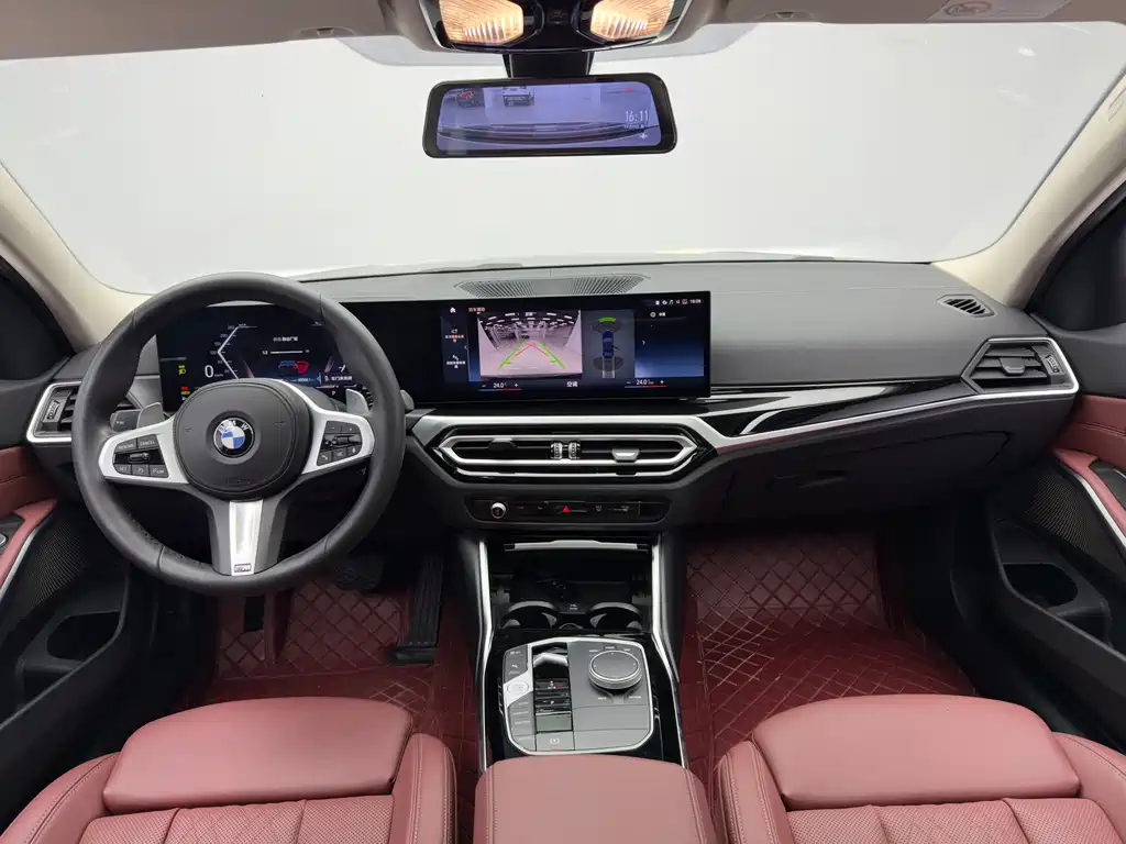 BMW 3 Series 2023 — фото 15