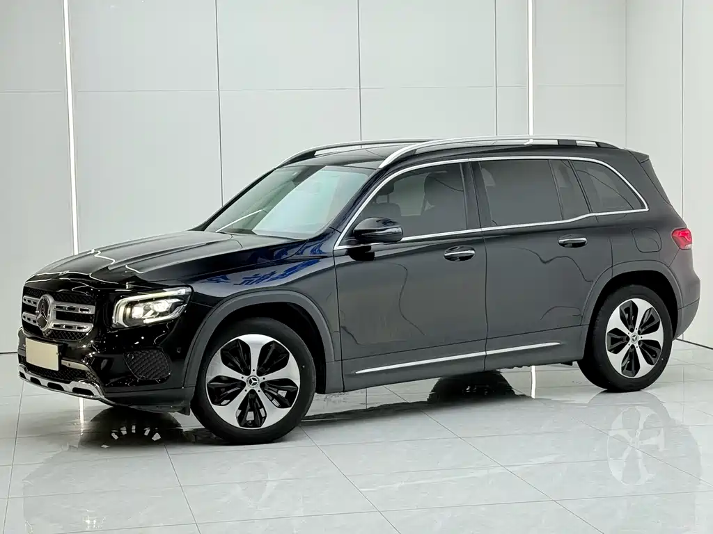 Mercedes-Benz GLB 2021