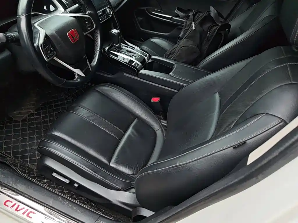 Honda Civic 2016 — фото 15