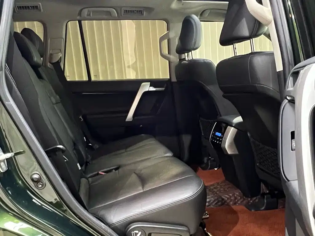 Toyota Prado 2019 — фото 19