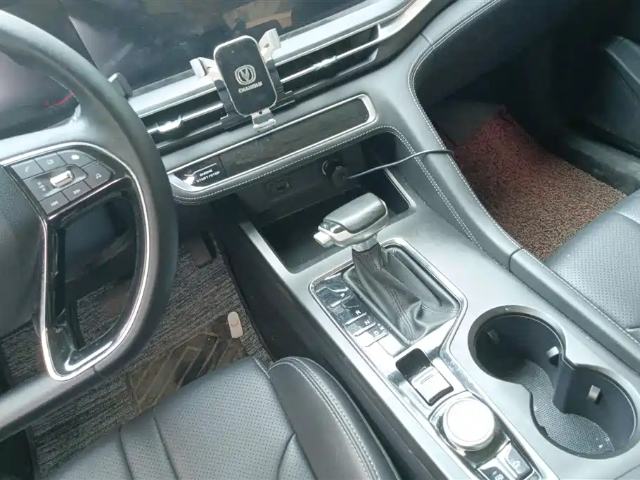 Changan CS75 PLUS 2021 — фото 16