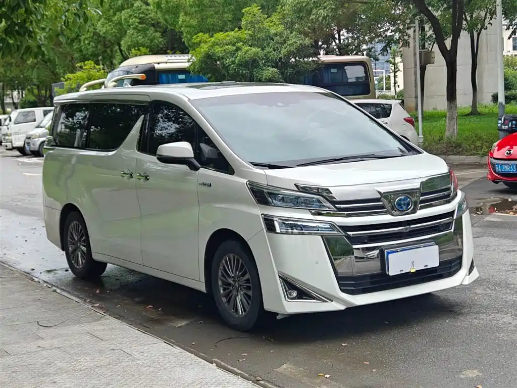 Toyota Vellfire 2020