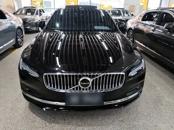 Volvo S90 2022