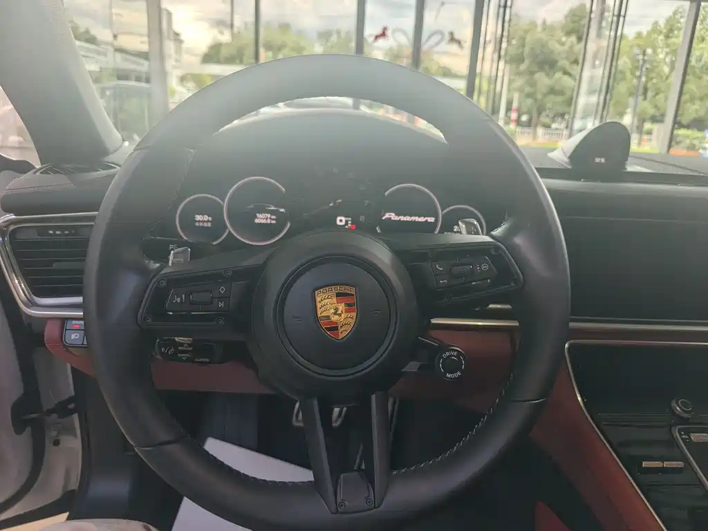 Porsche Panamera 2022