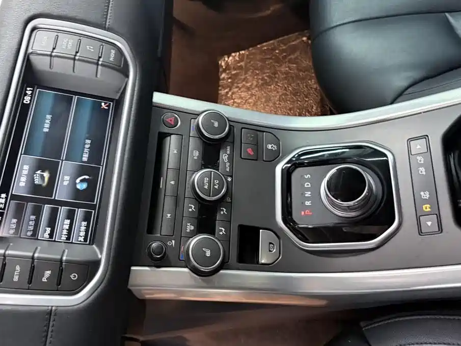 Land Rover Evoque 2016 — фото 5