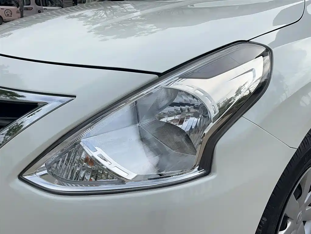 Nissan Sunny 2017 — фото 19