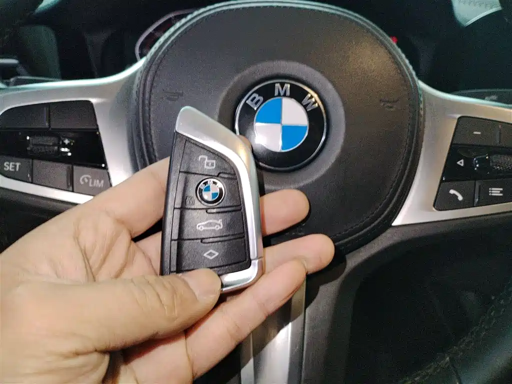 BMW 3 Series 2020 — фото 9