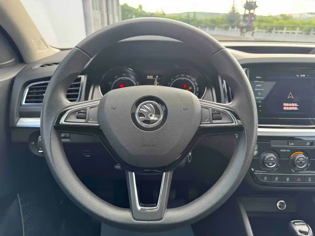 Skoda Kamiq 2023 — фото 15