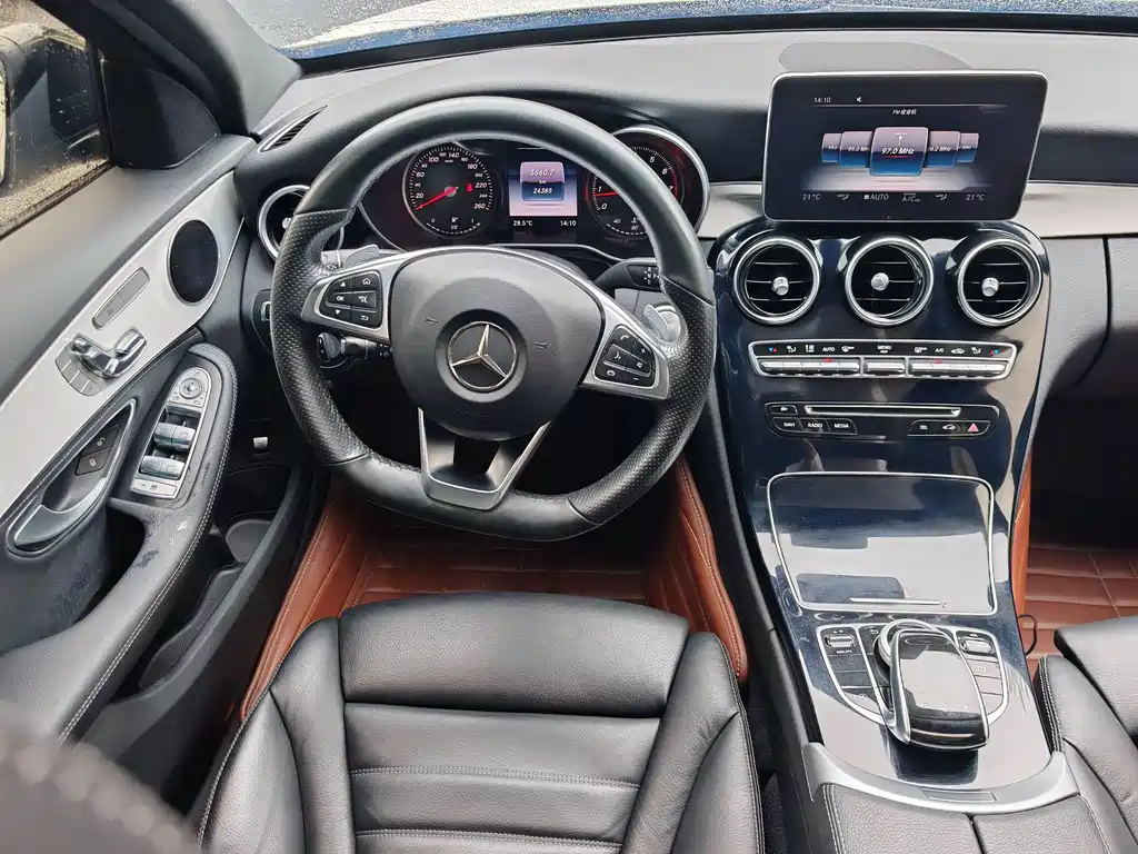 Mercedes-Benz C-Class 2015 — фото 10