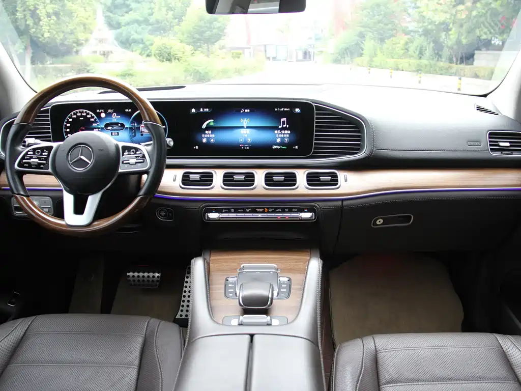 Mercedes-Benz GLS 2021 — фото 27