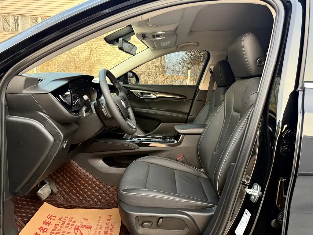 Buick Envision Plus 2023 — фото 16