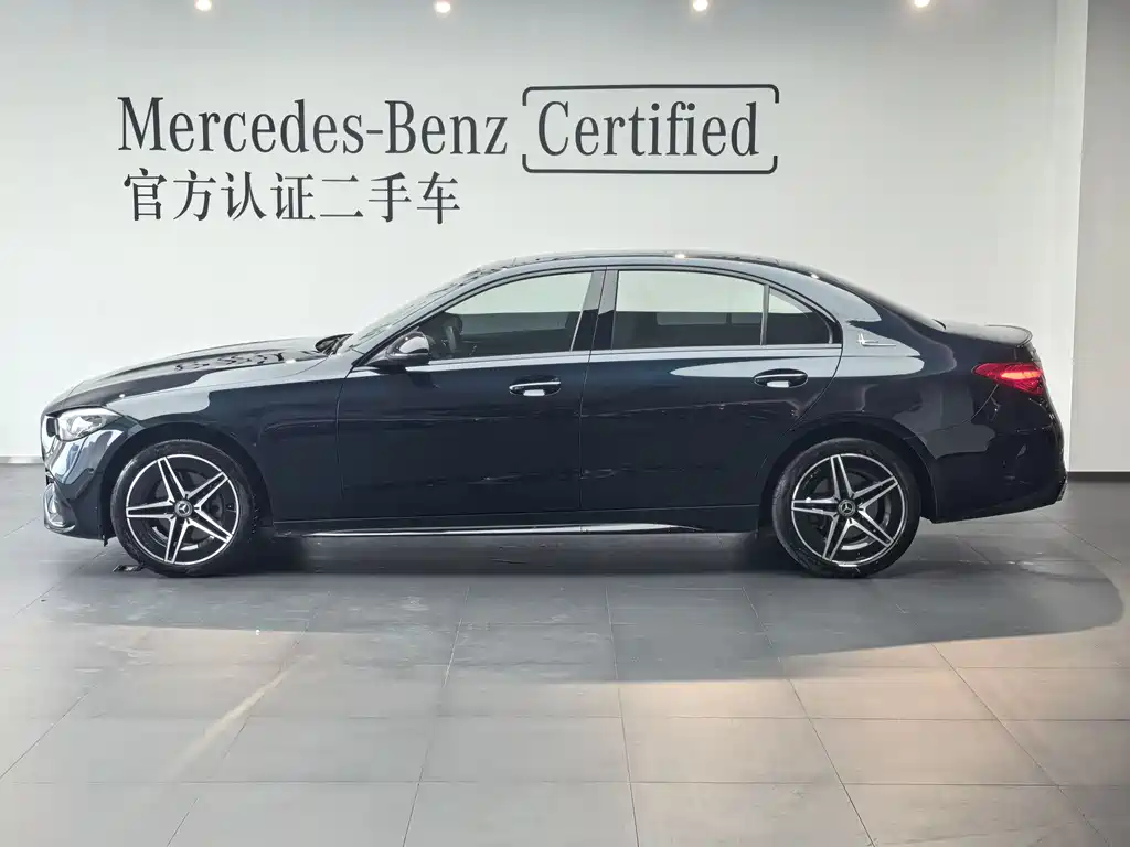 Mercedes-Benz C-Class 2023 — фото 2