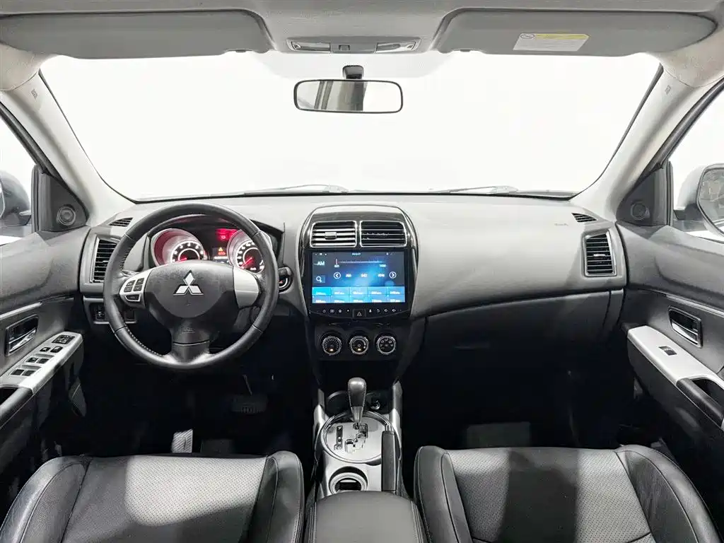 Mitsubishi ASX 2016 — фото 11