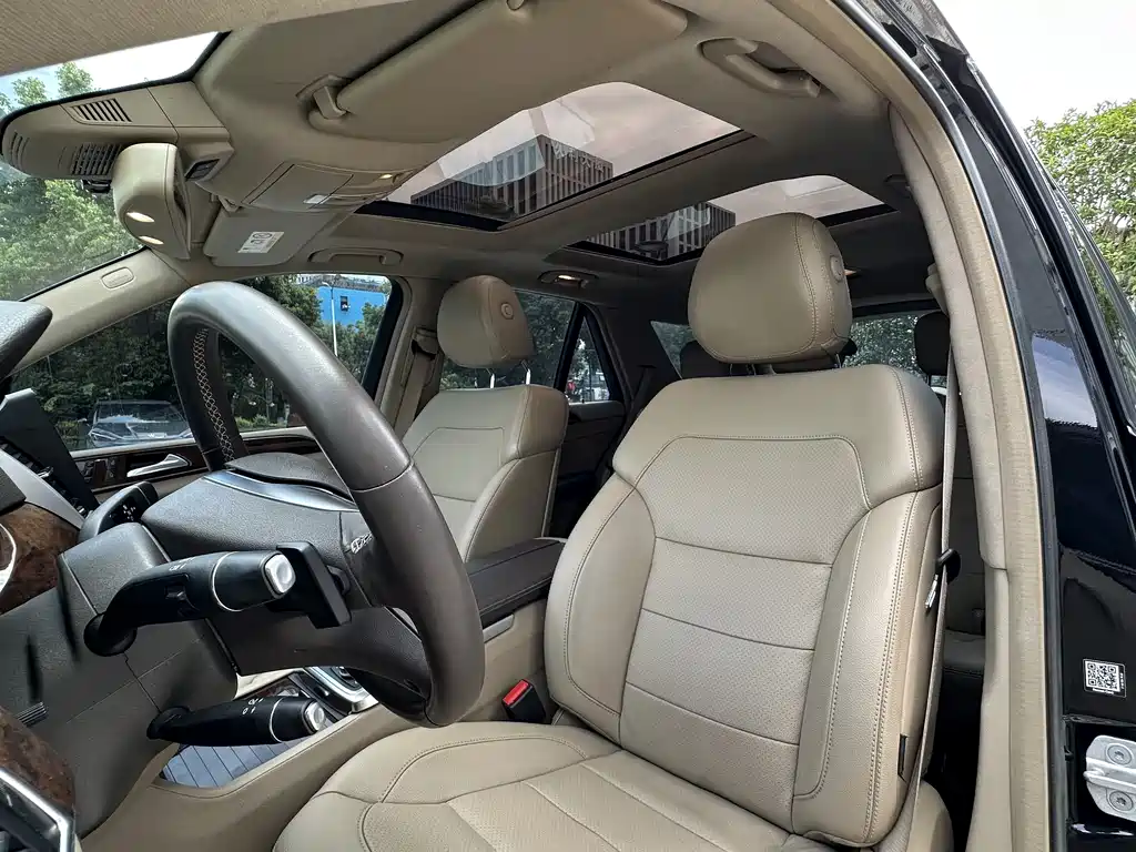 Mercedes-Benz M-Class 2014 — фото 10