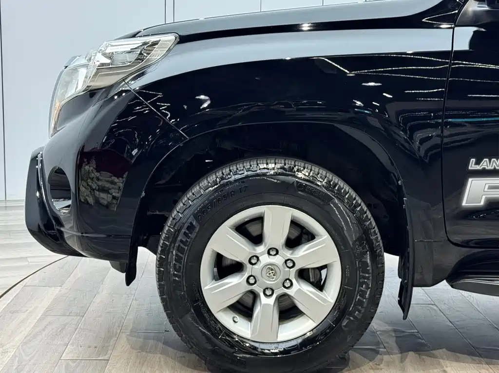 Toyota Prado 2017 — фото 25