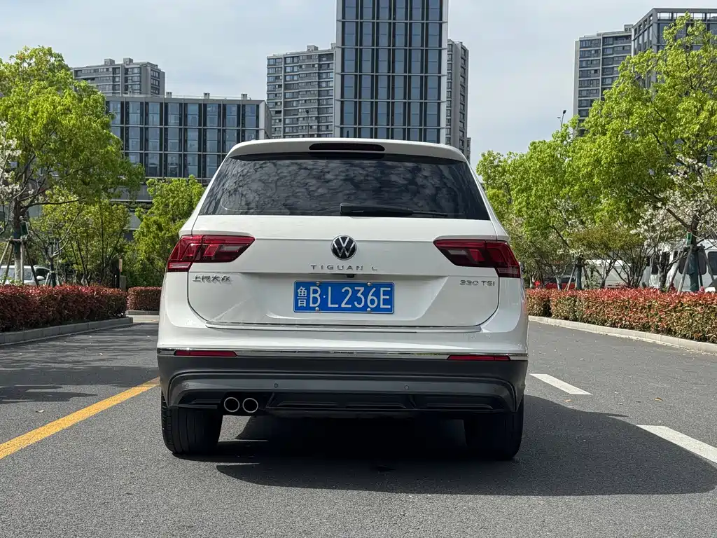 Volkswagen Tiguan L 2021 — фото 6