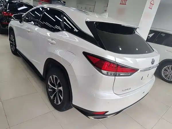 Lexus RX 2021