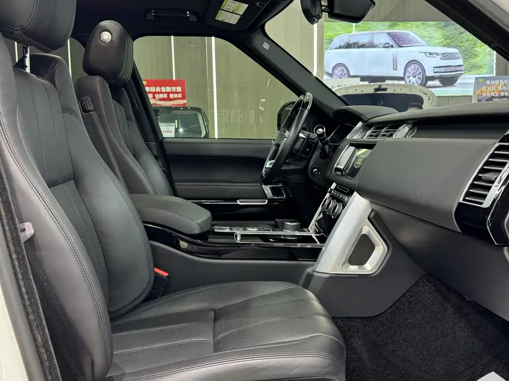 Land Rover Range Rover 2018 — фото 15