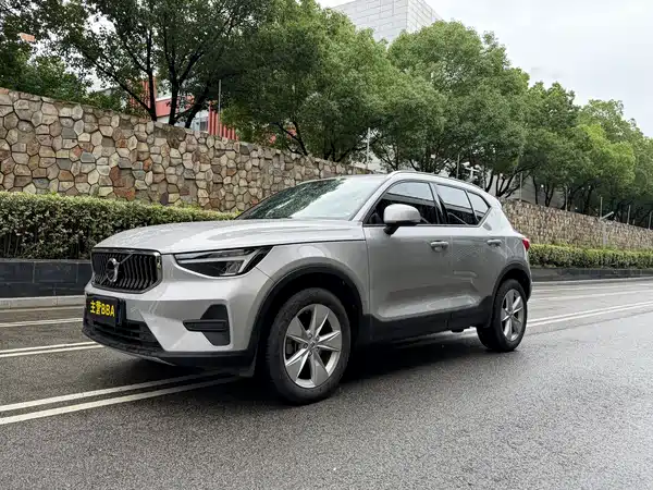 Volvo XC40 2022