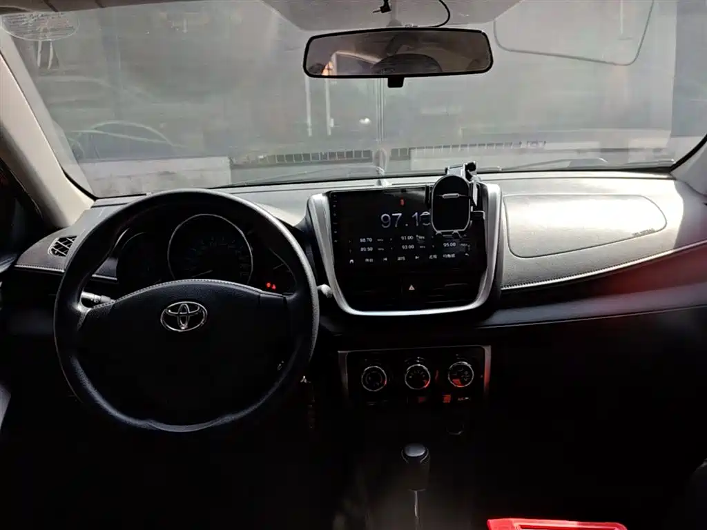 Toyota Vios FS 2018 — фото 10