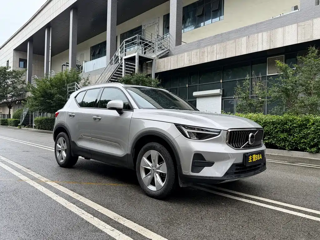 Volvo XC40 2022