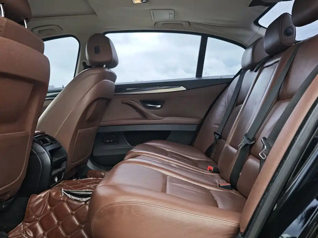 BMW 5 Series 2015 — фото 6