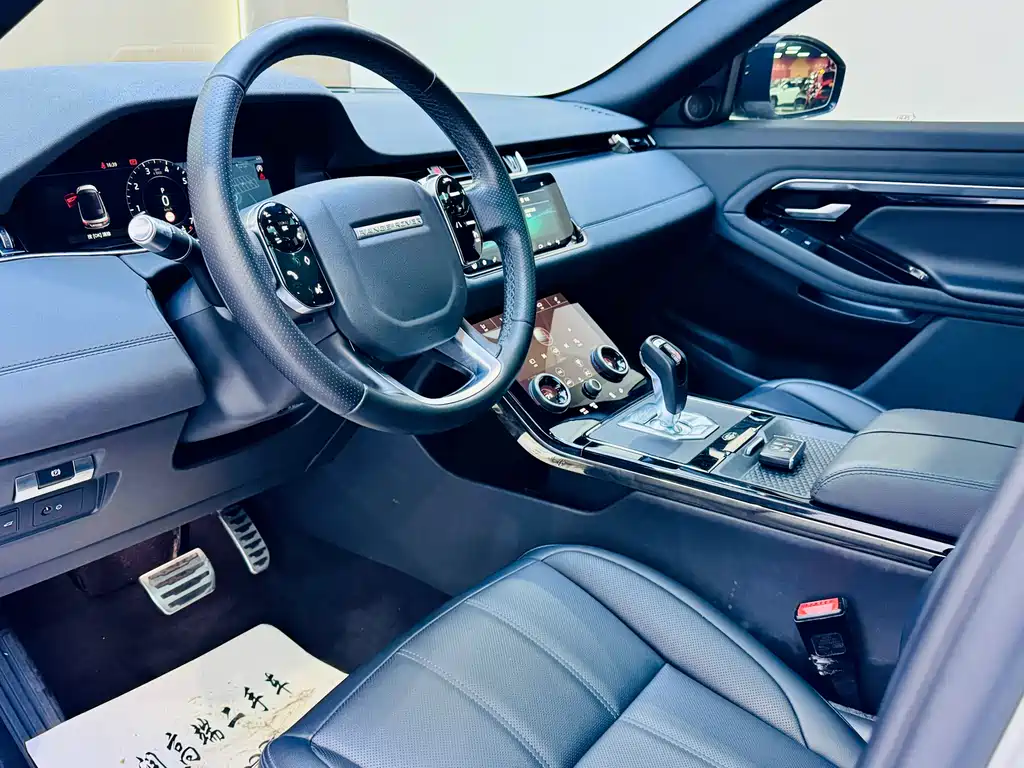 Land Rover Evoque 2020 — фото 6