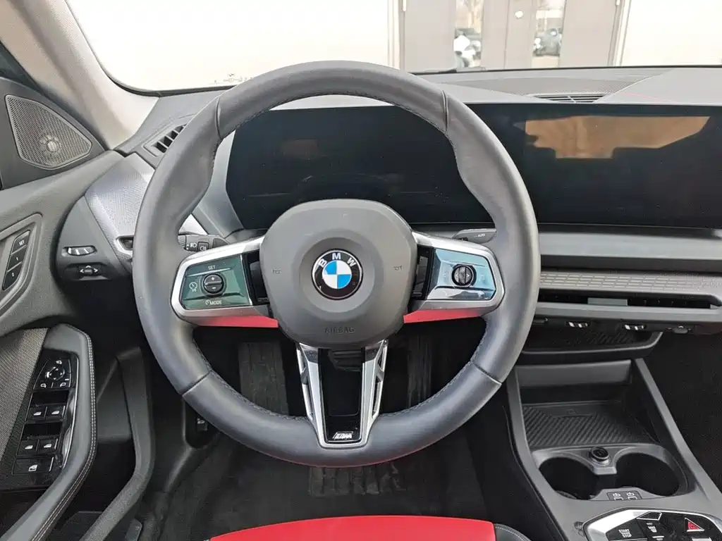 BMW 2 Series 2025 — фото 10