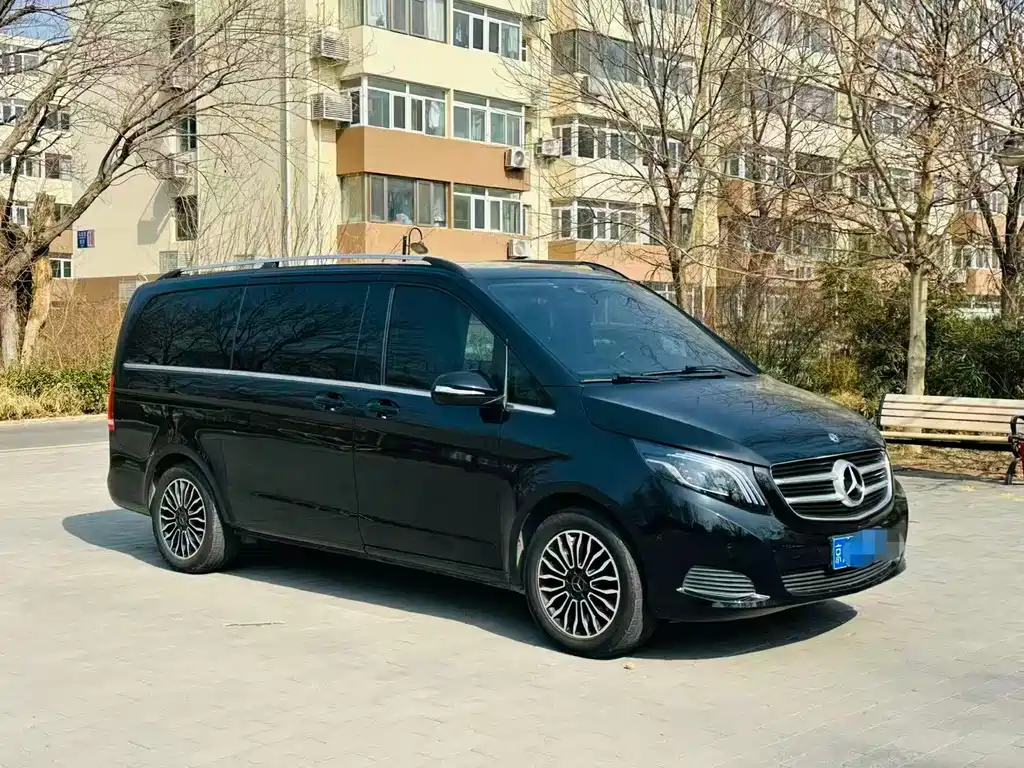 Mercedes-Benz V-Class 2018 — фото 3