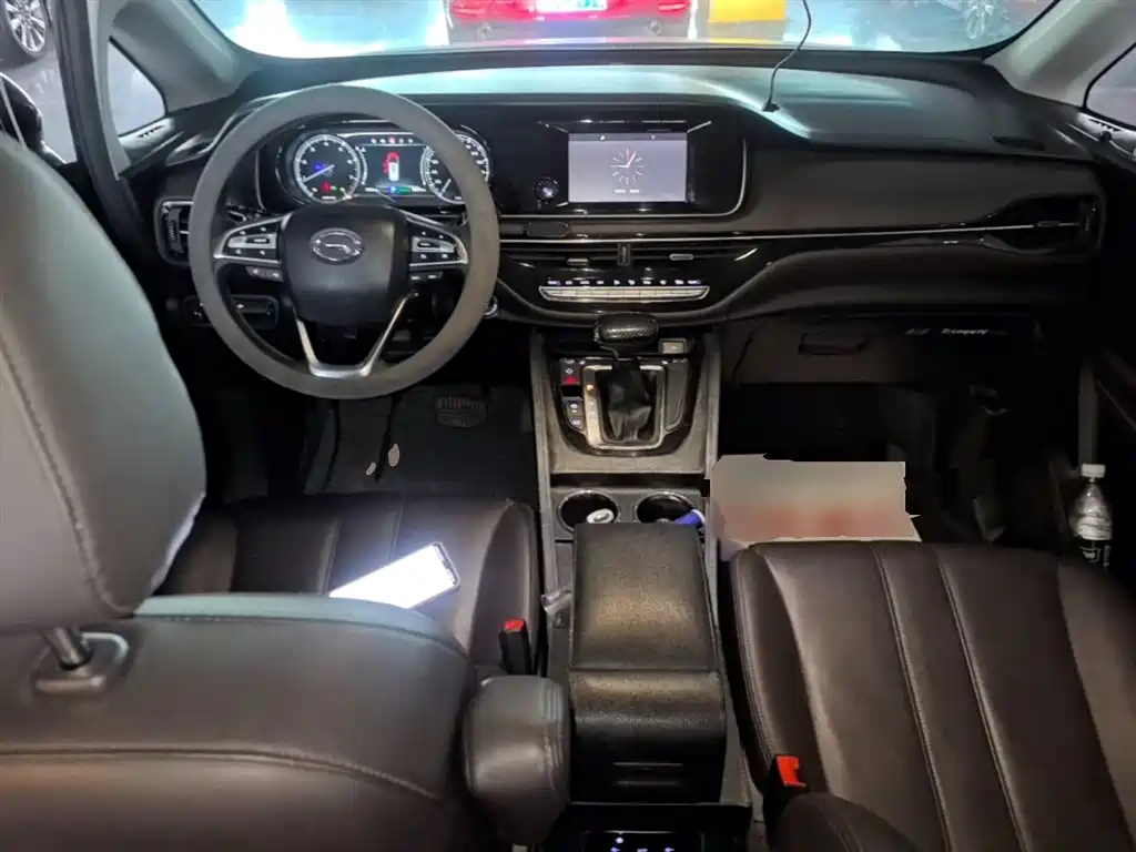 GAC Motor Trumpchi M6 2019 — фото 11