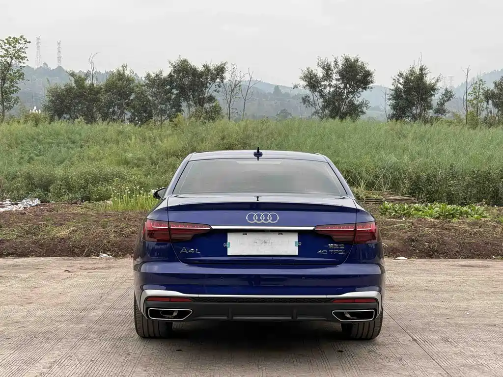 Audi A4L 2020 — фото 20