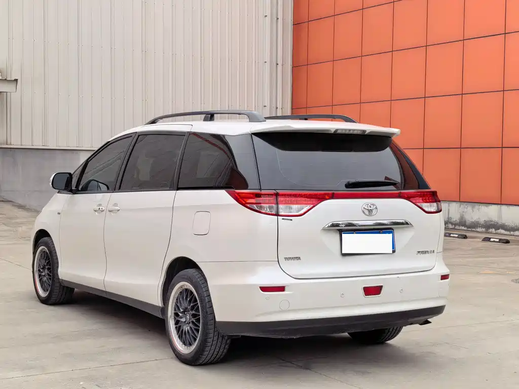 Toyota Previa 2019 — фото 3