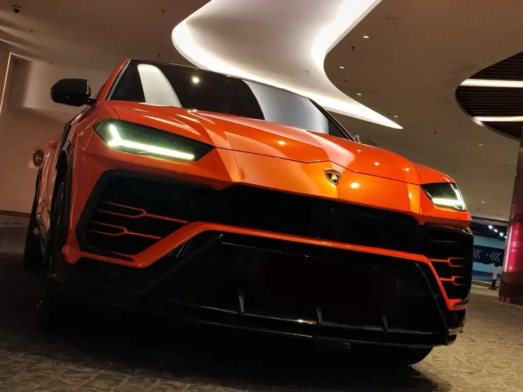 Lamborghini Urus 2019 — фото 3