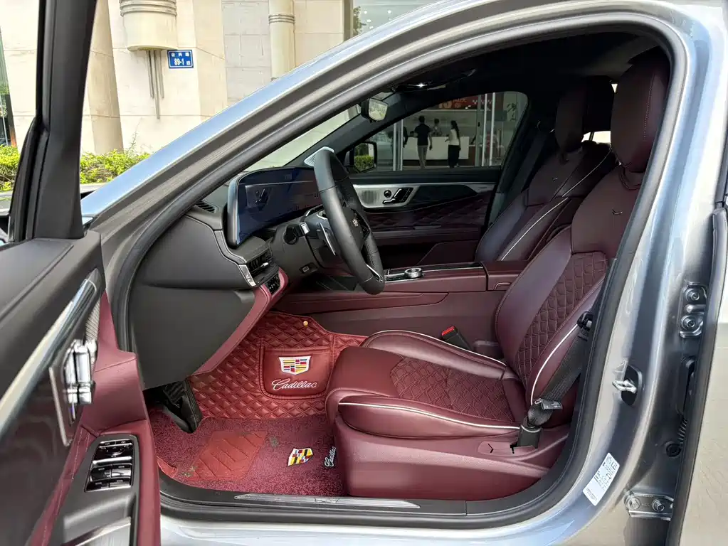 Cadillac CT6 2023 — фото 14