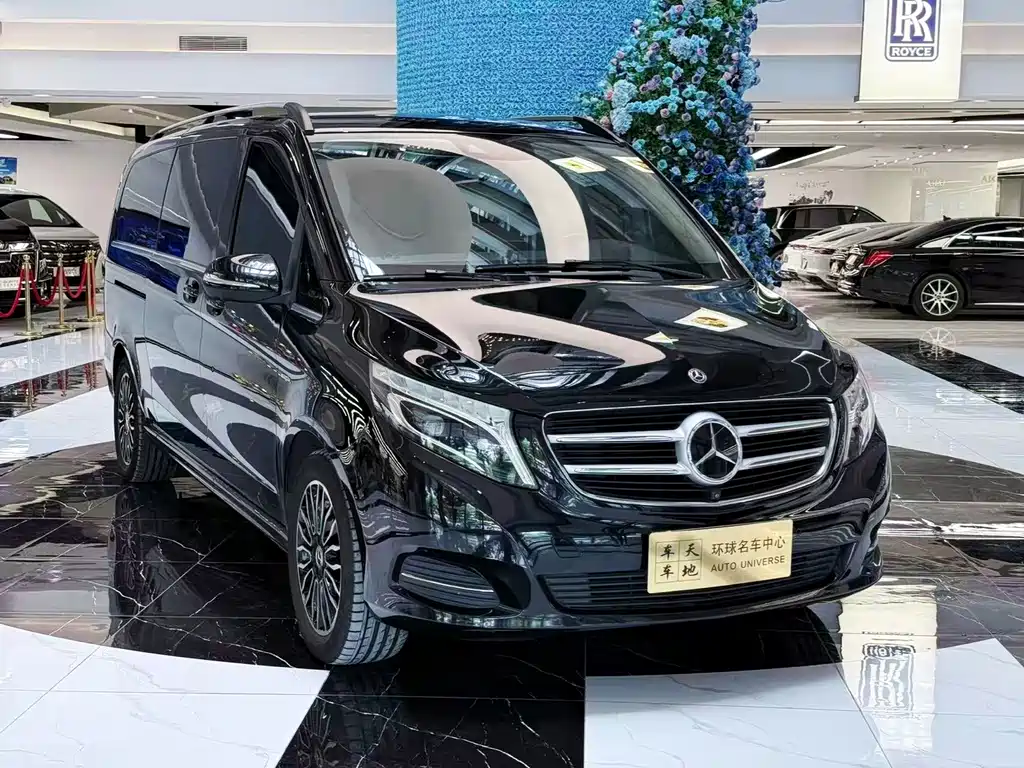 Mercedes-Benz V-Class 2019 — фото 8