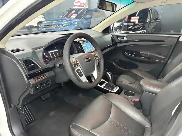 BYD e5 2016