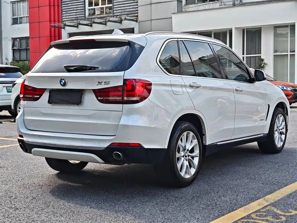 BMW X5 2018 — фото 5
