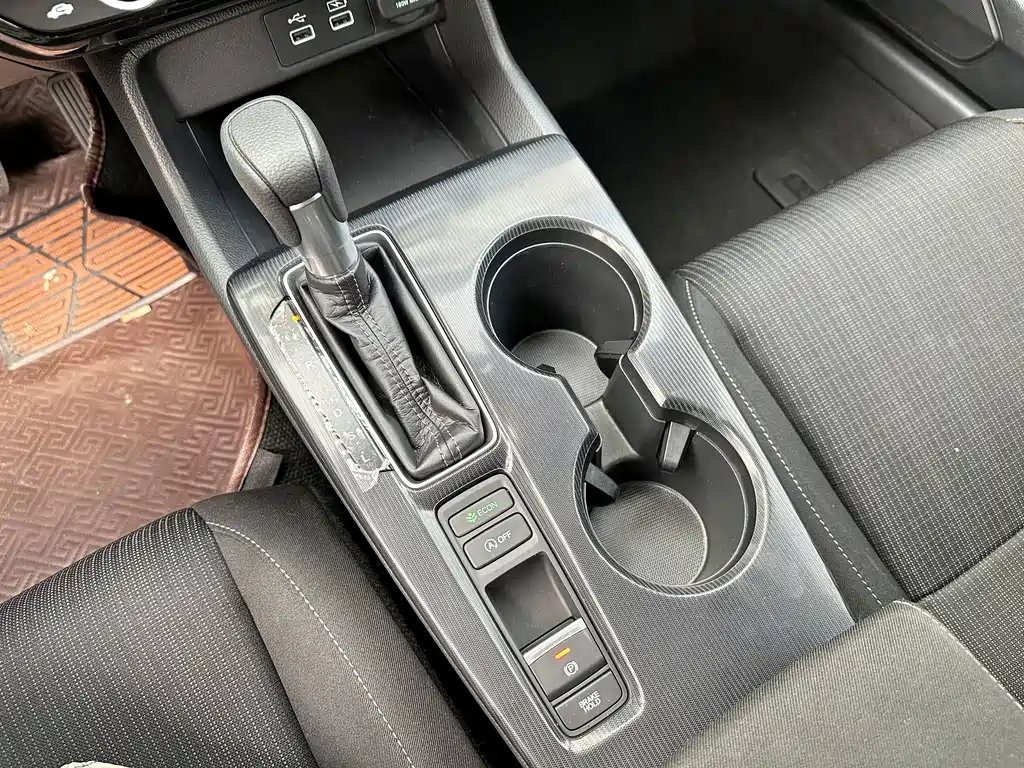 Honda Civic 2022 — фото 16