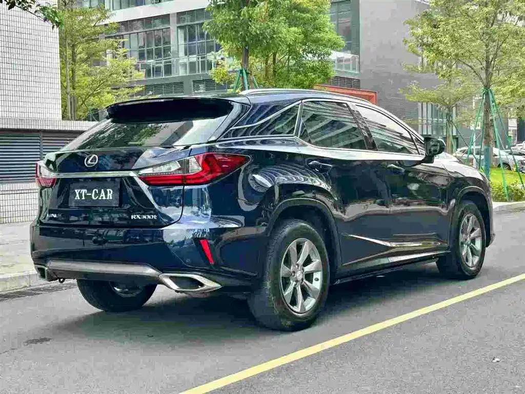 Lexus RX 2017 — фото 7