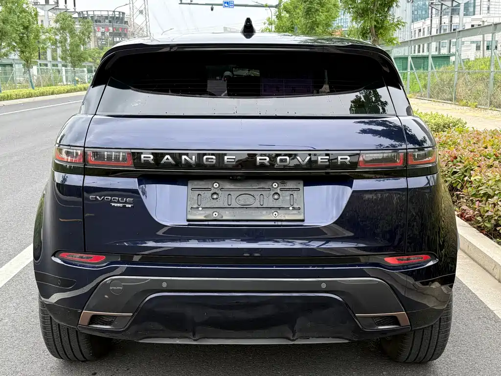 Land Rover Evoque 2020 — фото 17