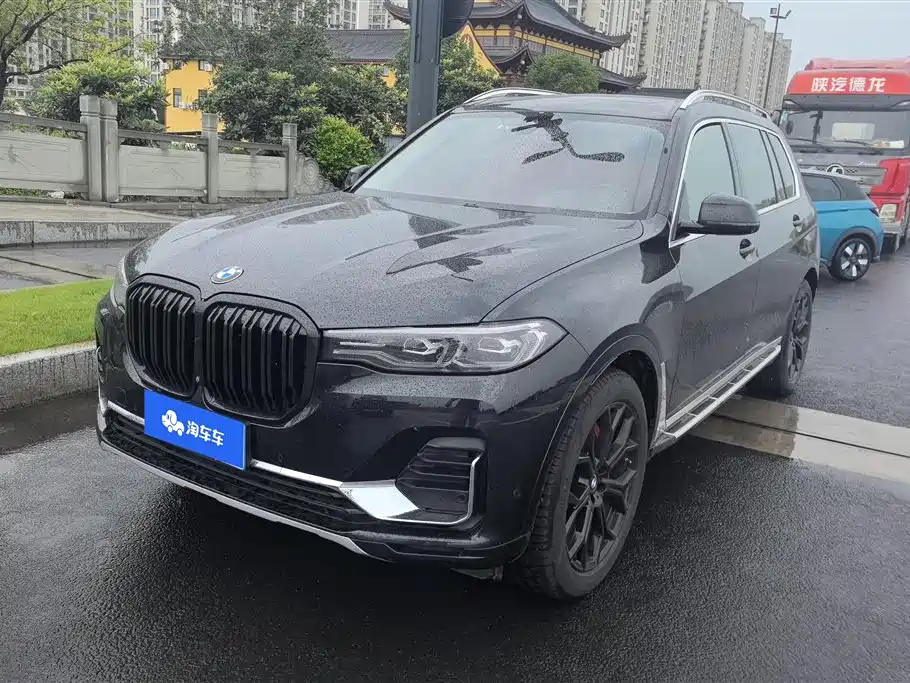 BMW X7 2022