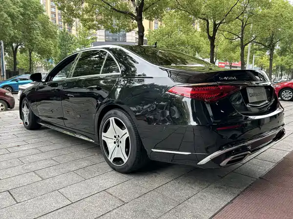 Mercedes-Benz S-Class 2008