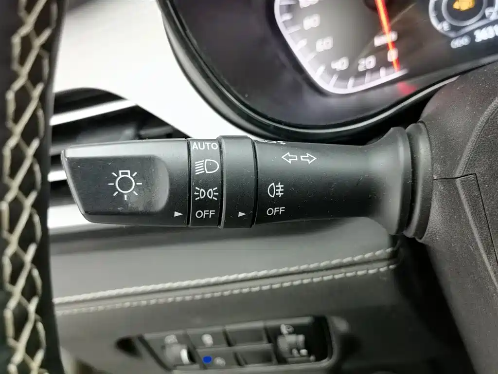 Changan CS85 COUPE 2020 — фото 21