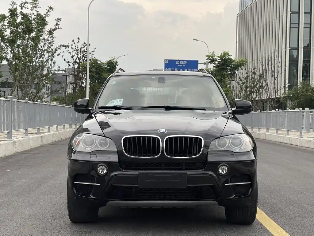 BMW X5 2011